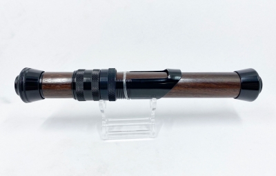銘木を使ったリールロックグリップ、まもなく発売します