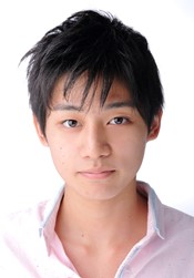 平岡拓真UP.jpg