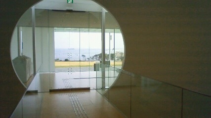 横須賀美術館