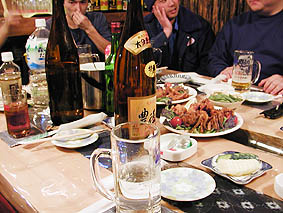 三佳前の「居酒屋ごろう」さんです。