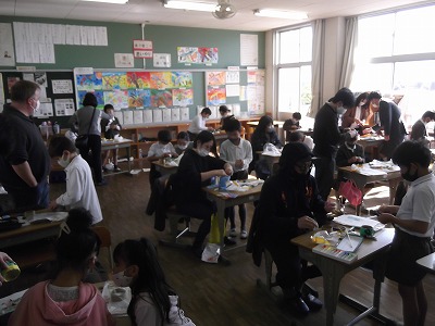 土曜参観（学校開放月間）