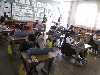 土曜参観（学校開放月間）