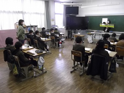 4年生　算数「そろばん」
