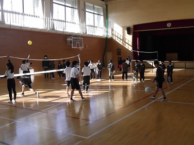 クラブ活動（３年生見学）