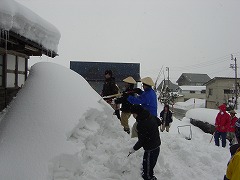 屋根からの落山を片付けます