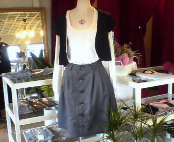 g.v.g.v. OPEN FRONT SKIRT ¥18900