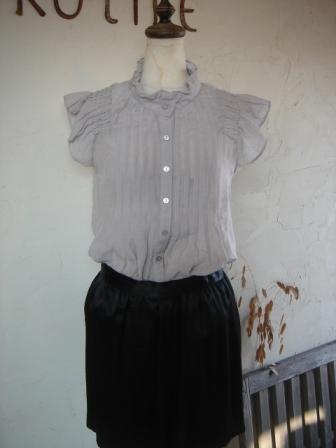 vingtrois ◇ そでふりAラインブラウス ¥5145