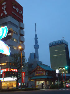 夕暮れのスカイツリー