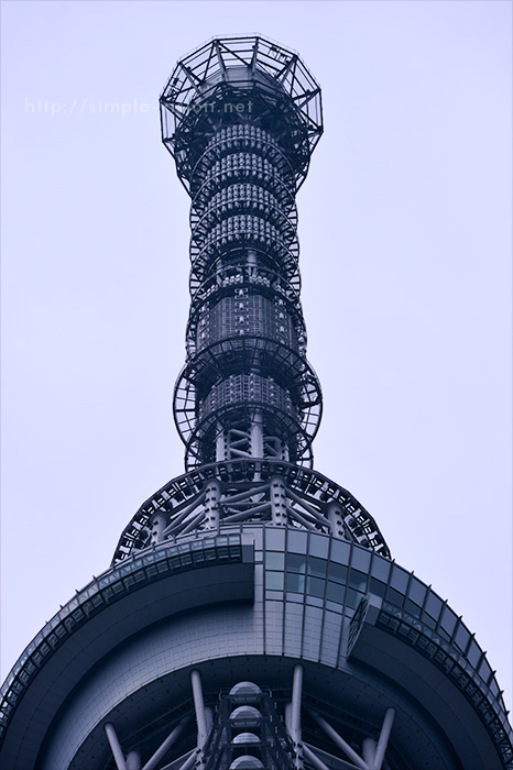 東京スカイツリー頂部アップ.jpg