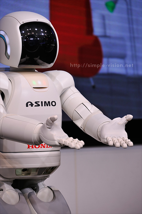 ホンダの人間型ロボット「ASIMO」