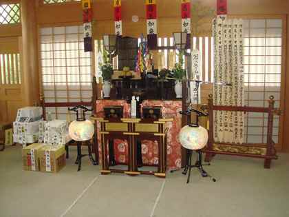 施餓鬼壇下陣飾り