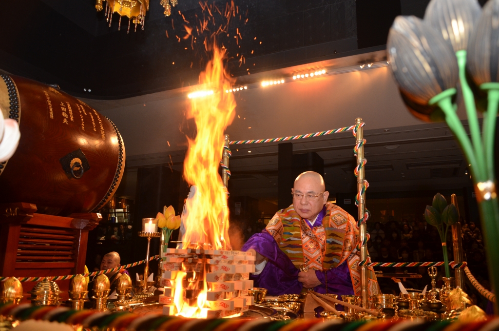 護摩百味⑤～切華(せっけ) ～ | 成田山 東京別院 深川不動堂