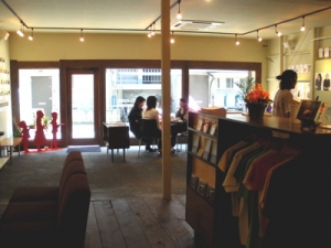 チャビ広い店内