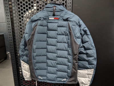 新品☆Aga☆日本製☆オフホワイトジャケット☆定価25000円☆送料込み 23区×Oggiコラボ ／撥水加工】中綿 パディングタフタ