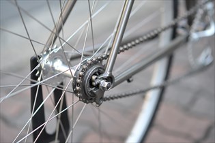 シングルスピードか変速ありか。 2012 FUJI フェザーCX | サイクル