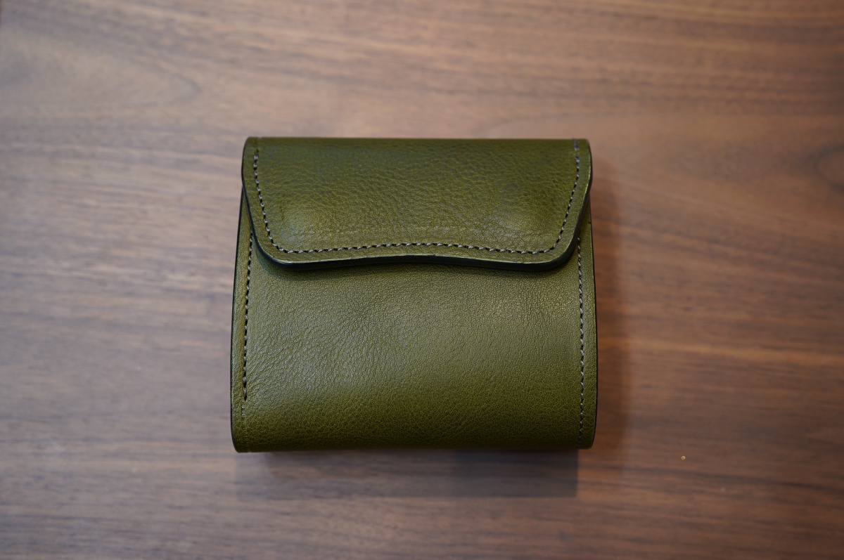 acca bottega（アッカボッテガ）さんからの新作、ギャルソン三つ折り