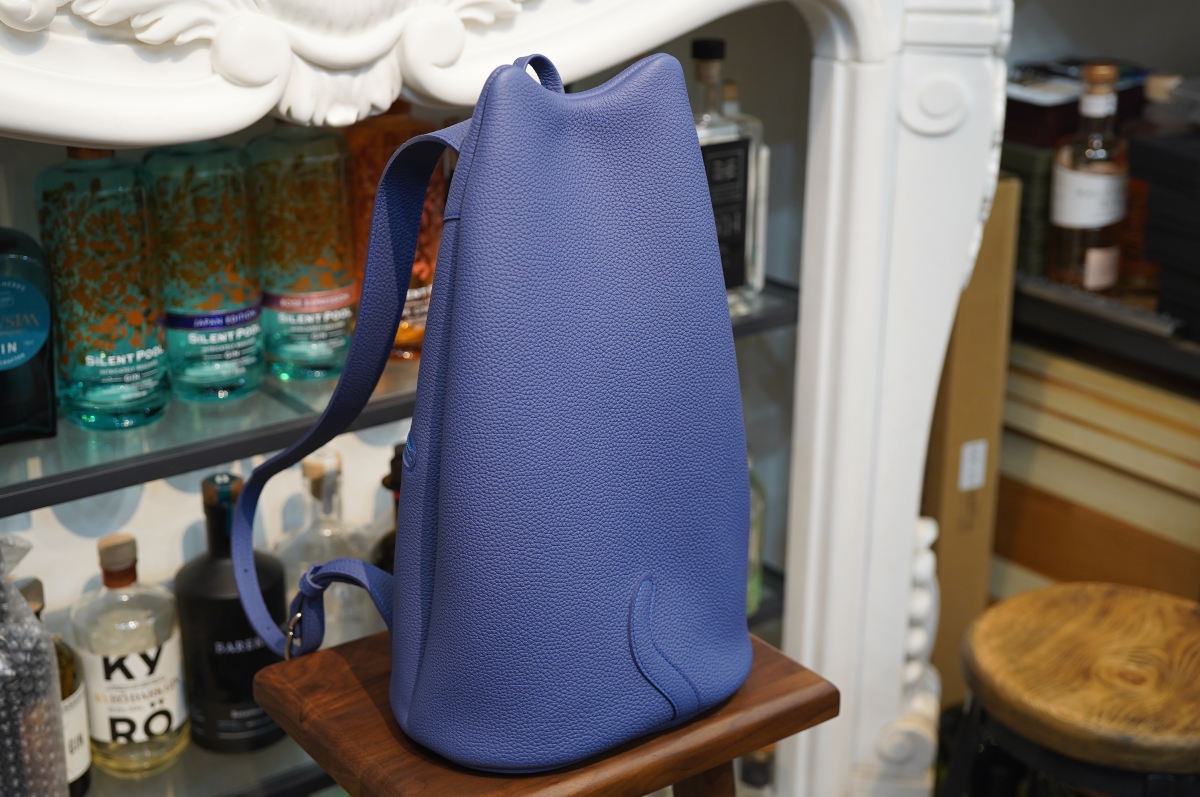 老舗神ルボナー美品ネコリュック　トープお値下げ‼️ ル・ボナーさんの可愛いネコリュック、実に二年ぶりに到着です