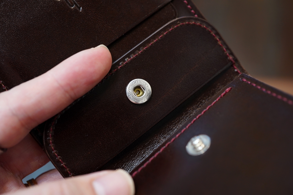 acca bottega アッカボッテガ 財布 サドルプルアップ 超美品 レア acca bottega（アッカボッテガ）さんより、サドルプルアップ二