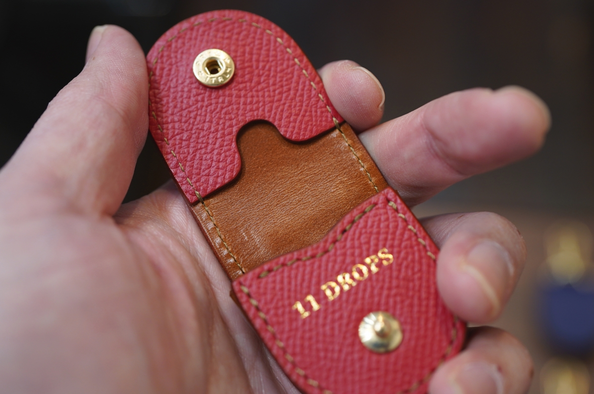 11DROPS（イレブンドロップス）さんの多目的コインケースTHUMB（サム