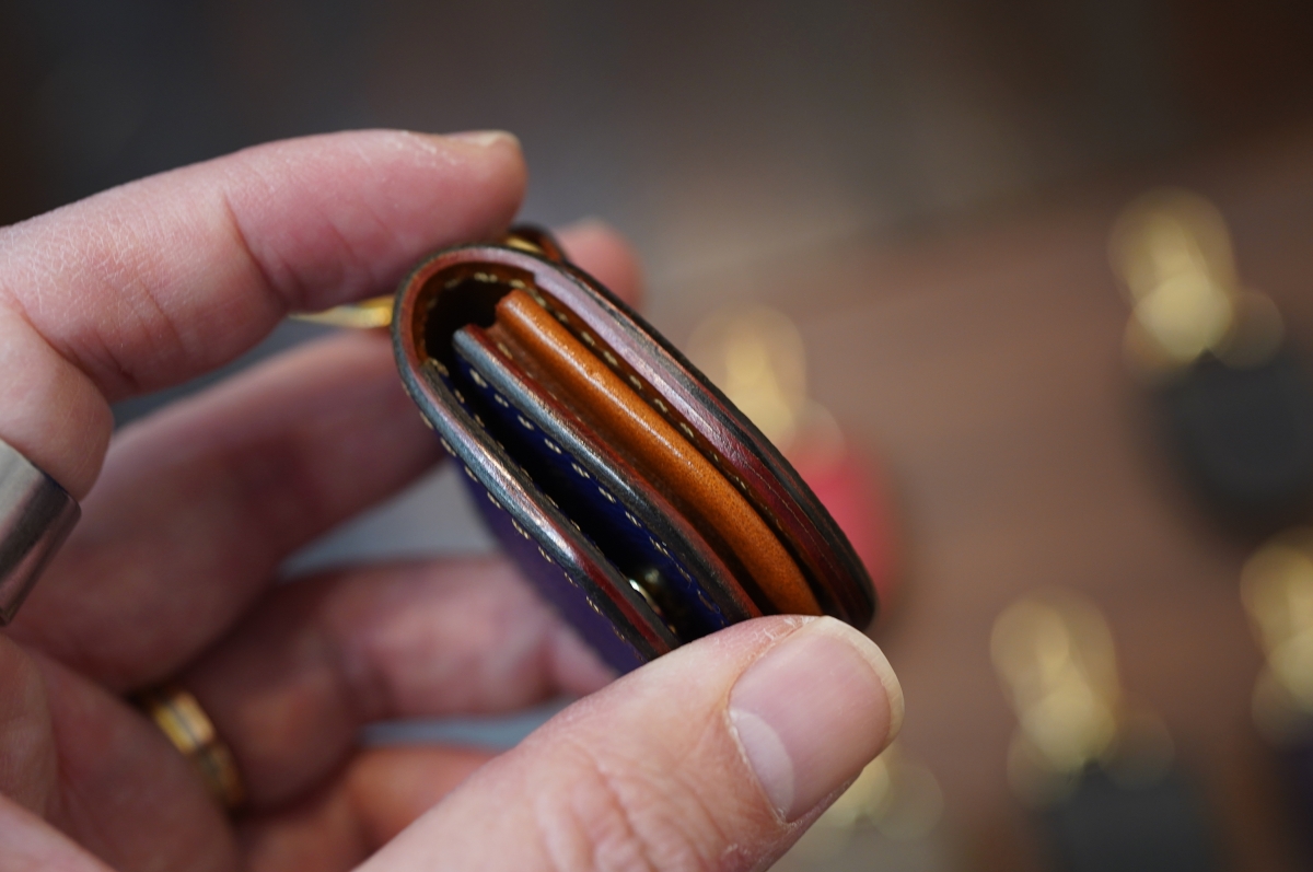 11DROPS（イレブンドロップス）さんの多目的コインケースTHUMB