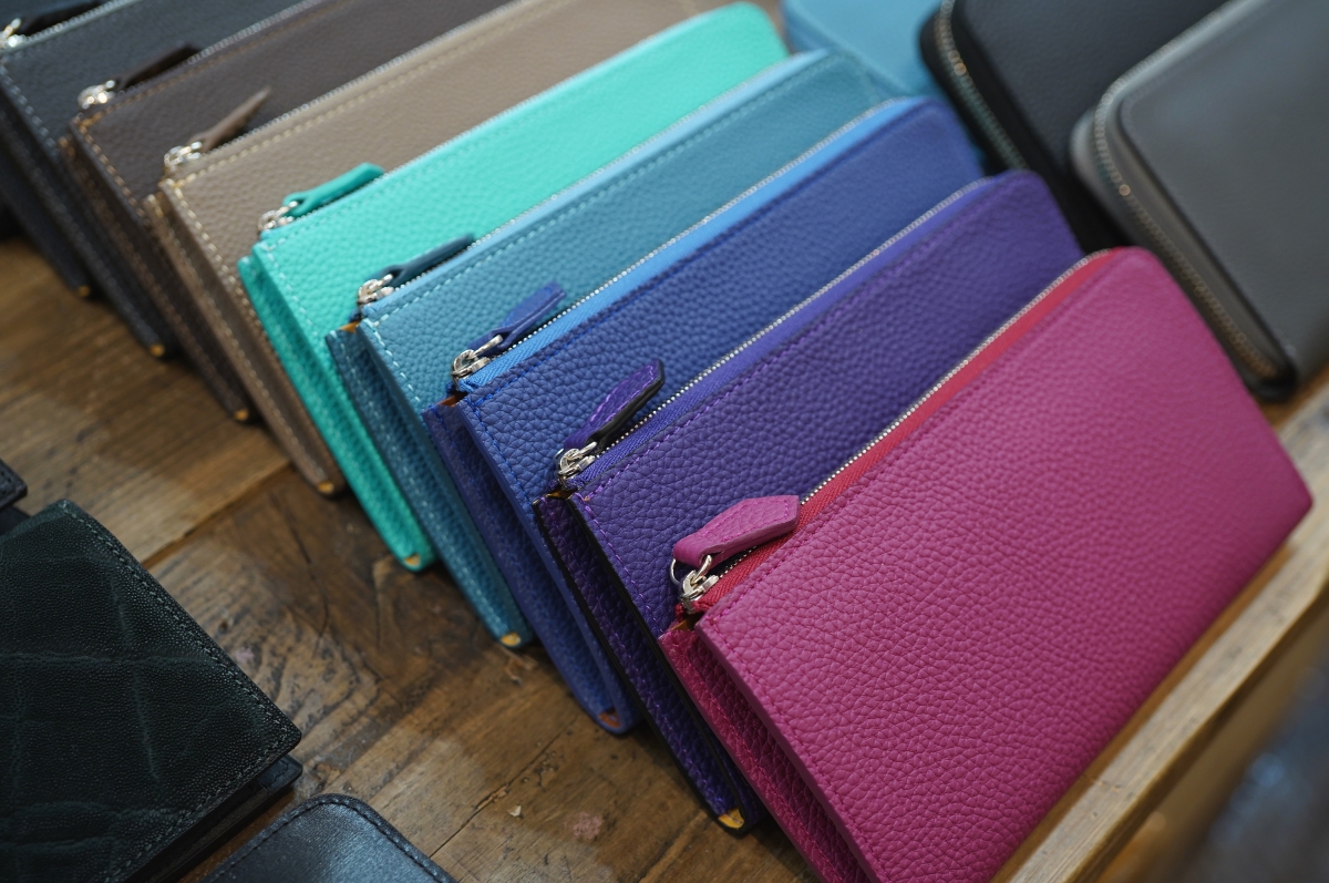 ル・ボナーさんのL字ファスナーウォレット、ロングも嬉しい