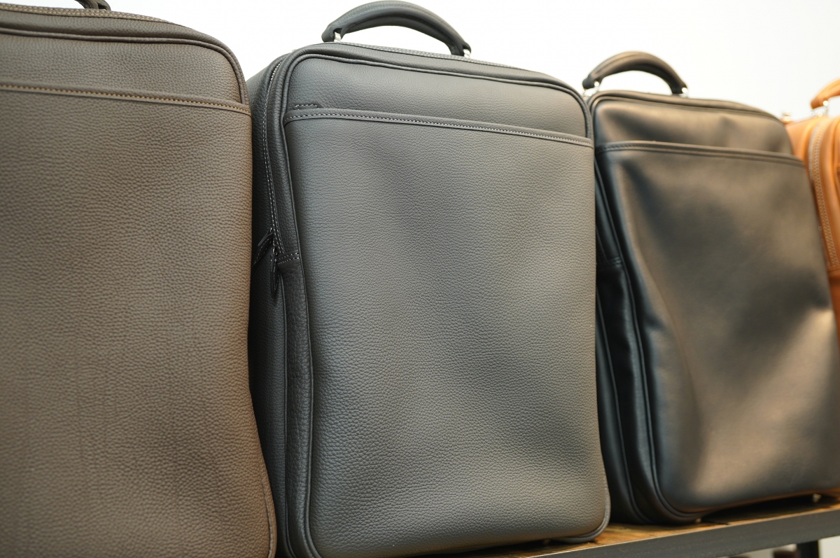 ル・ボナーさんからのビジィーリュック、しっかり届いて並んでます