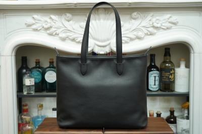 ル・ボナーさんより本当に嬉しい！！フェルミートートが入荷です