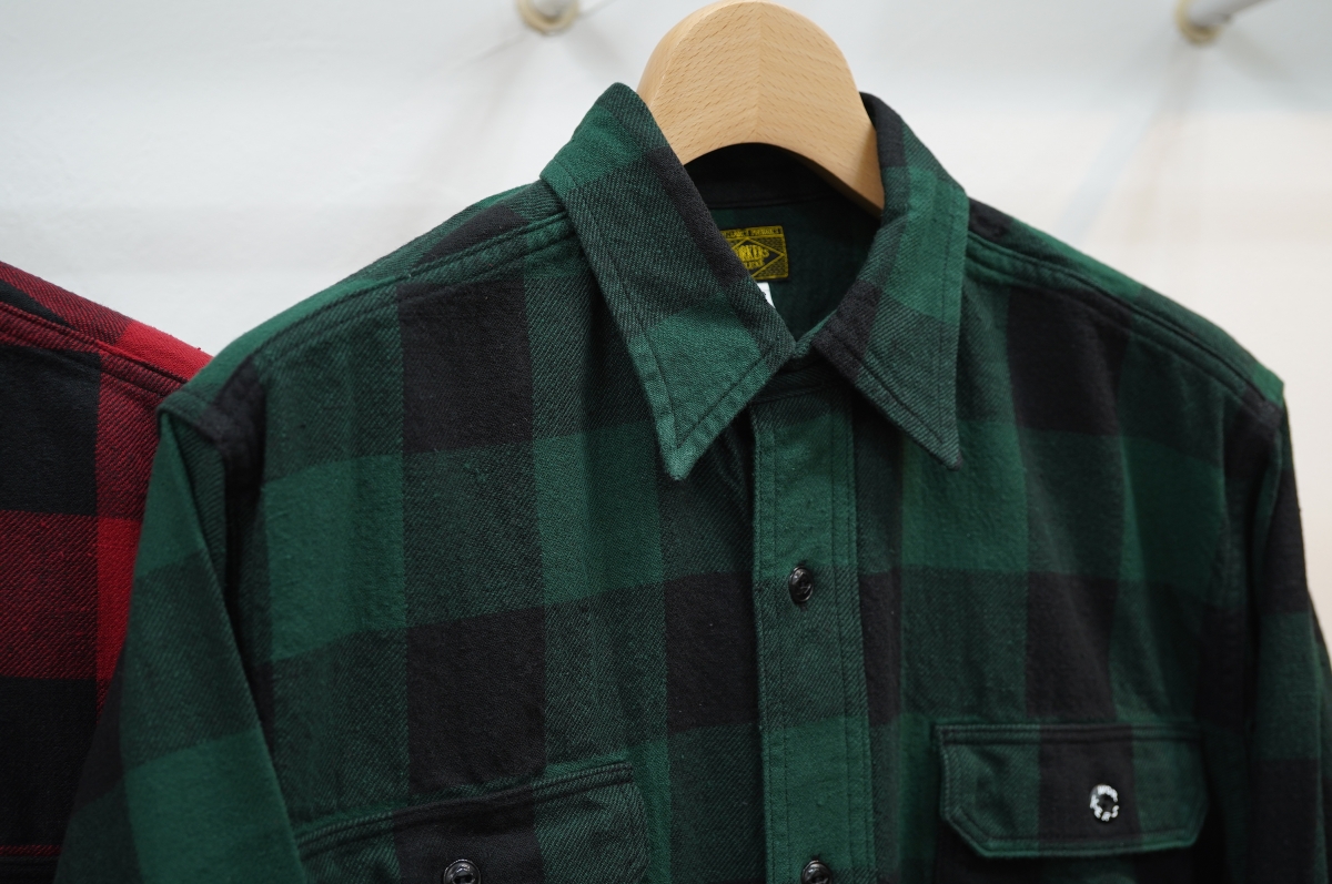 Workers（ワーカーズ）さんのどこか懐かしさ感じるデラックスシャツ