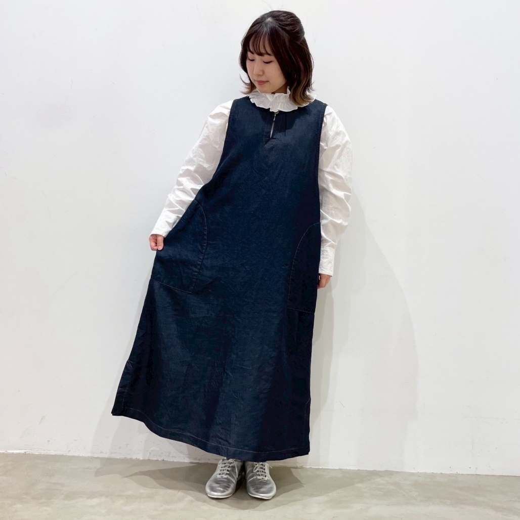 タエアシダのジャンパースカート タエアシダのジャンパースカート