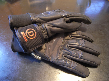 glove001