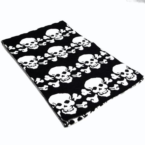 Reversible Skull Muffler Black  White