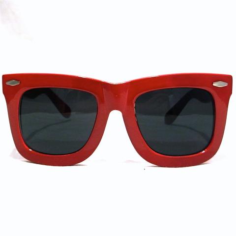 Wayfarer Type Sungulasses Hand Polished Frame Red