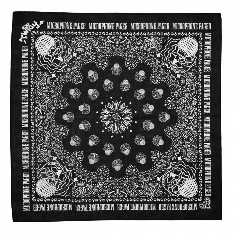 Blow x ZECSのTシャツ、Microphone Pager ClothingのTシャツとバンダナ