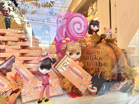 Trick or Treat〜夢のチョコレート工場〜展』スタートしました
