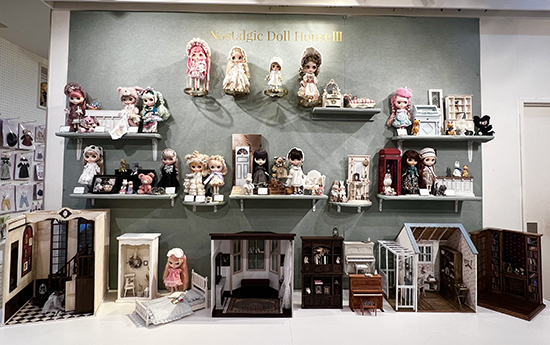 アート・デザイン・音楽 Dolls' Houses Collections Malibu Beach Modern Art Deco Dolls House Unpainted Flat Pack