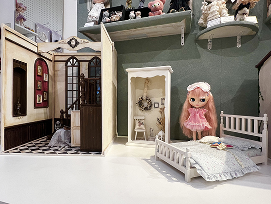 アート・デザイン・音楽 Dolls' Houses Collections the DOLL HOUSE collection vol.4 V&R | kloka