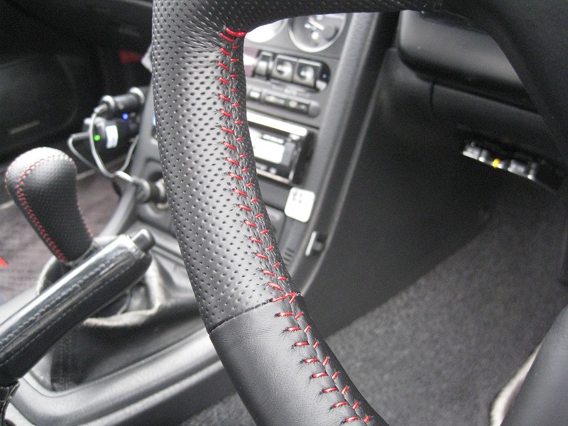 GT-R R32 ステアリング張替え | シートカバーBlack-Fieldブラック