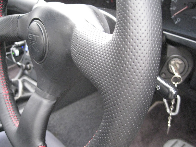 GT-R R32 ステアリング張替え | シートカバーBlack-Fieldブラック