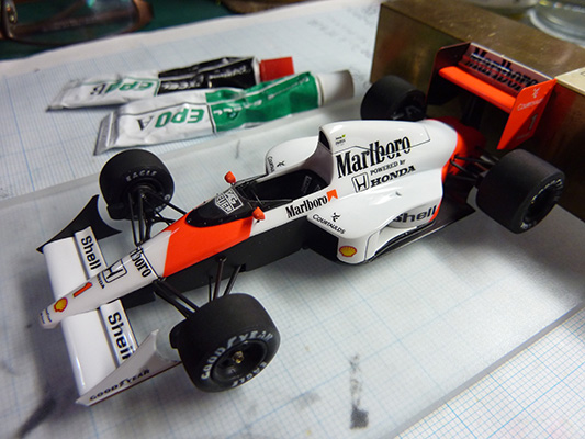 1/20 マクラーレン MP4/20 (Spanish GP) メタルキット 1/20