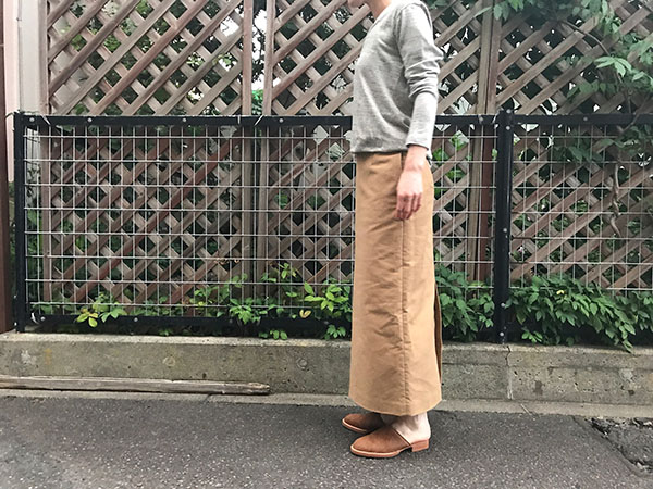 AURALEE (オーラリー)の「HEAVY MOLESKIN HIGH WAIST SKIRT 