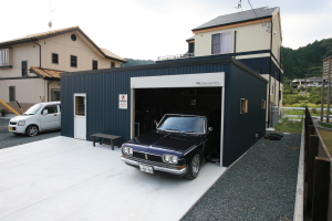 旧車を愛するオーナーのガレージ | Dainao Garage Factory バイク 