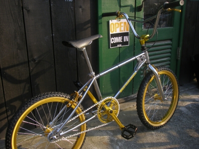KUWAHARA KZ-01 2011入荷 | Toxic Works BLOG