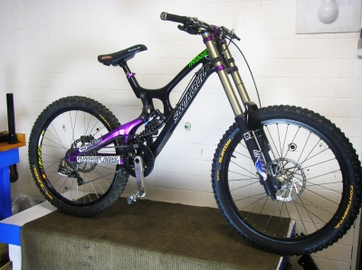 SANTA CRUZ V10-CARBON』 BLACK×PURPLE | Toxic Works BLOG