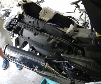 シルバーウイング600 エアフィルター、プラグ交換 | M社長のブログ？！