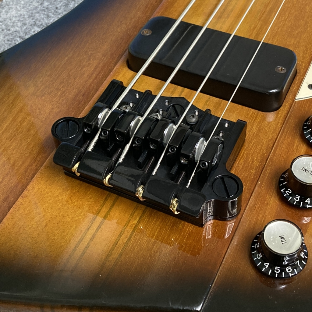 G*&様 【Gibson】Thunderbird Studio IV ネック補修 □ Gibson Thunderbird IVのブリッジ交換とハイ起き修正 | ギター
