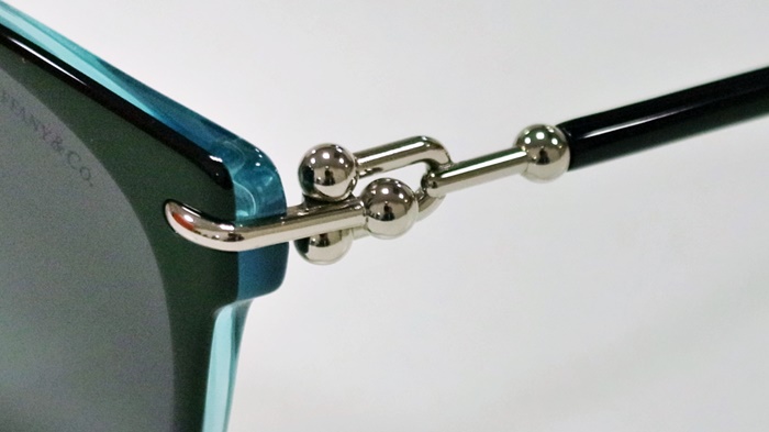 ティファニーブルーがアクセント ≪Tiffany&Co≫ オーバルレンズ ティファニー/TIFFANY&Co.】オーバル メガネ TF2182D 8055