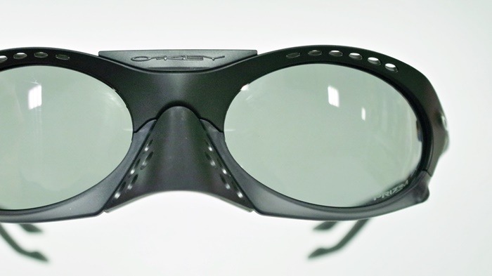 Oakley サングラス ブラック Plutoniteレンズ Oakley サングラス ブラック Plutoniteレンズ（最安挑戦