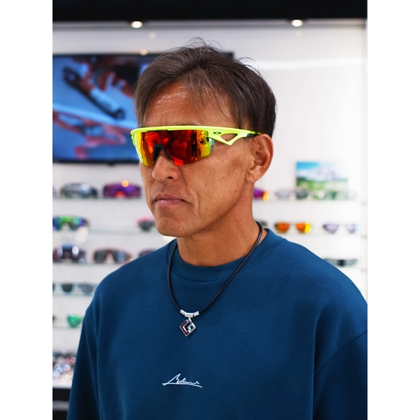 h*o様 ト*ン様 100% スポーツサングラス ブラック/イエロー ステキな出会いNo.2240（OAKLEY）】 | HAYASHI-MEGANE BLOG(2)