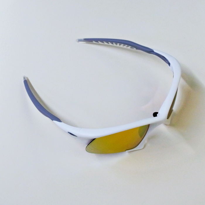 Oakley スポーツサングラス ホワイト/イエロー 速報）OAKLEY新作入荷！】 | HAYASHI-MEGANE BLOG(2)