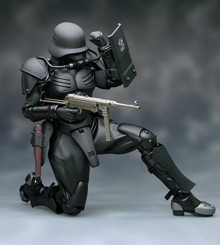 プロテクトギア 鷲尾翠 《マットブラック》再撮影 | ニュースなブログ